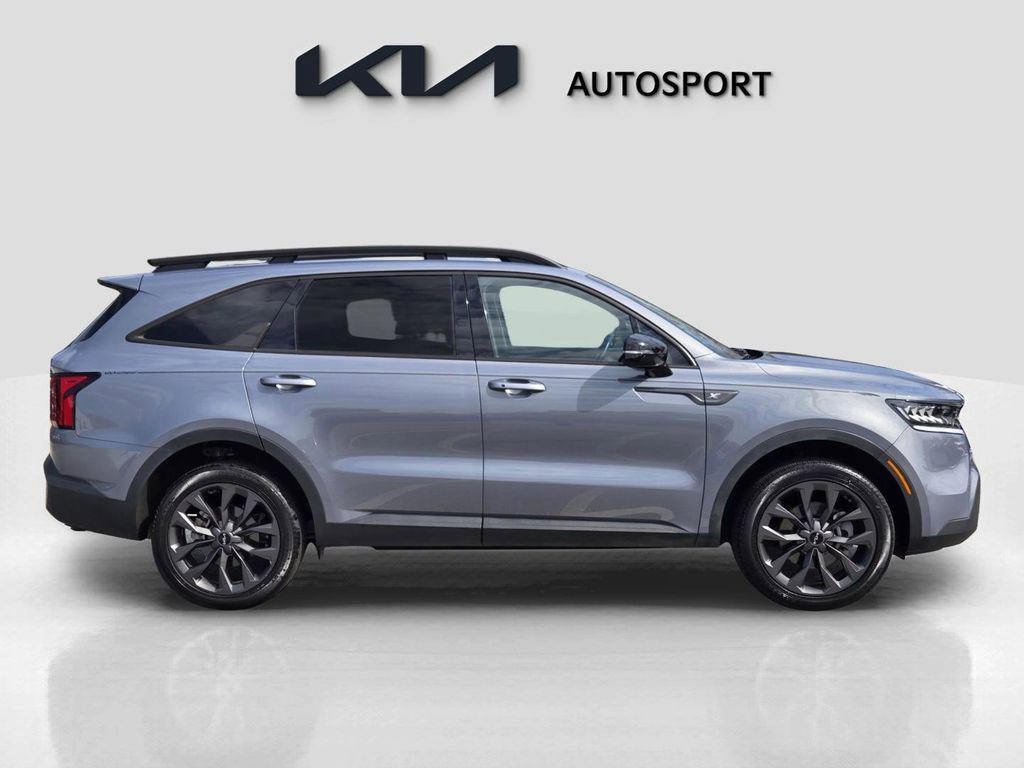 Certified 2023 Kia Sorento X-Line EX image 7