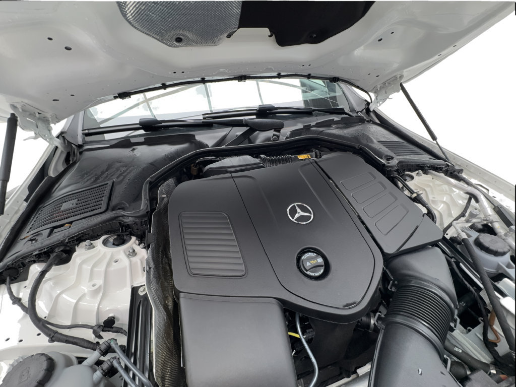 Used 2025 Mercedes-Benz CLE 300 4MATIC Coupe image 20