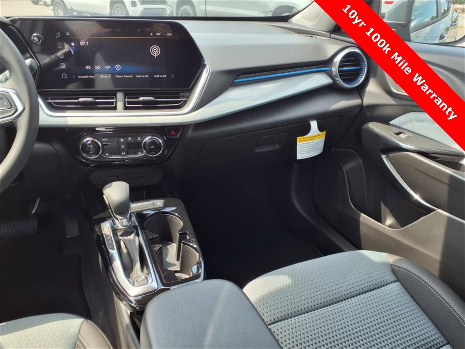 New 2025 Chevrolet Trax LT w/ Driver Confidence Package image 14