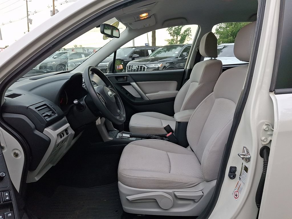 Used 2015 Subaru Forester 2.5i w/ Alloy Wheel Package AWD/4WD image 19