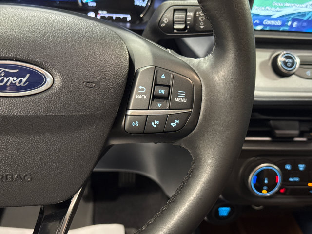 Used 2023 Ford Maverick Lariat w/ Lariat Luxury Package AWD/4WD image 13
