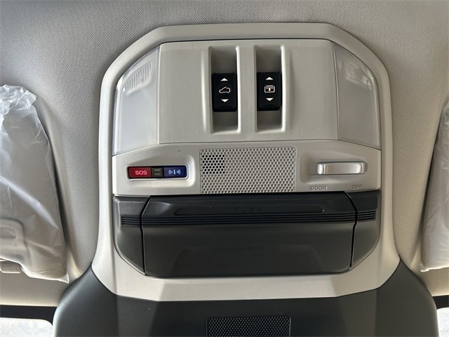 New 2025 Subaru Ascent Limited image 16