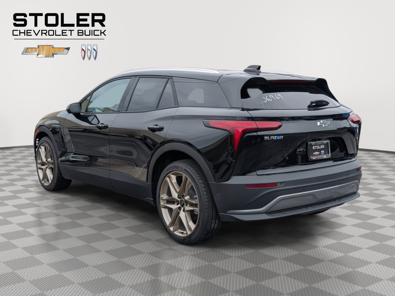 New 2026 Chevrolet Blazer EV LT w/ LPO, Tech Bronze Package FWD image 2