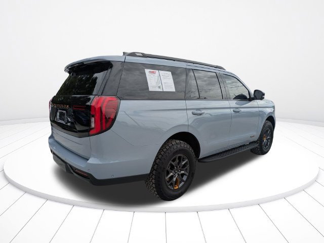 Used 2025 Ford Expedition Tremor AWD/4WD image 4