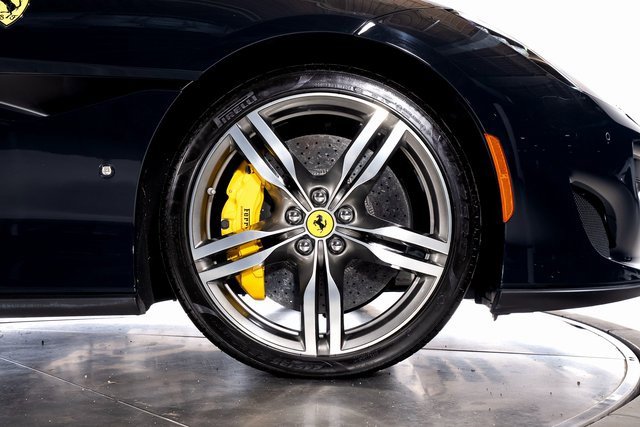 Used 2019 Ferrari Portofino image 21