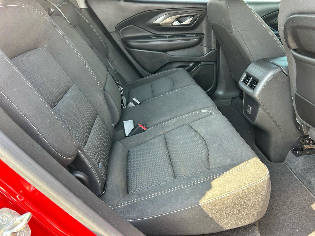 Used 2022 GMC Terrain SLE FWD image 12