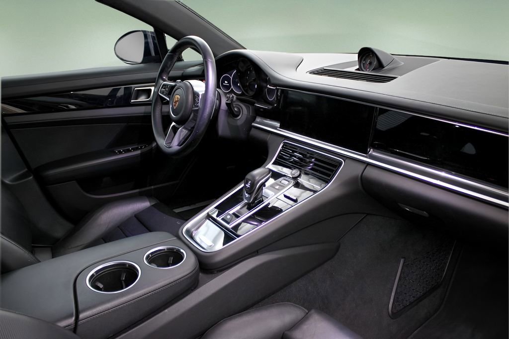 Used 2020 Porsche Panamera 4 AWD/4WD image 20