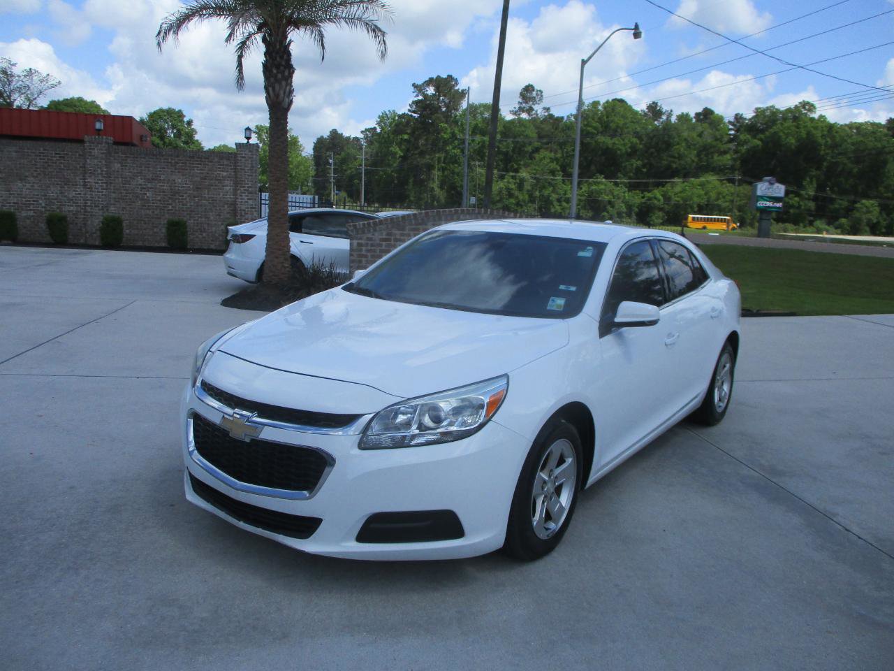 Used 2016 Chevrolet Malibu LT image 21