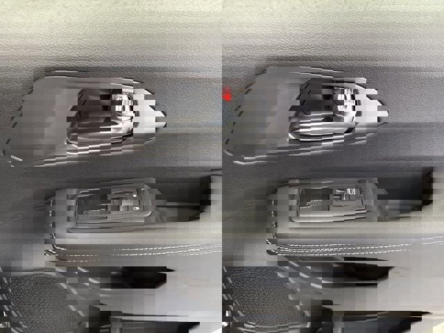 New 2026 Chrysler Pacifica Select w/ S Appearance Package image 48