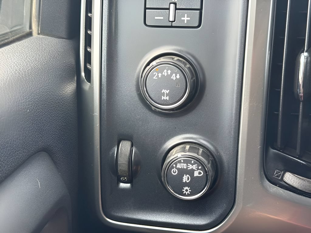 Used 2018 Chevrolet Silverado 2500 LT w/ Custom Sport Edition AWD/4WD image 13