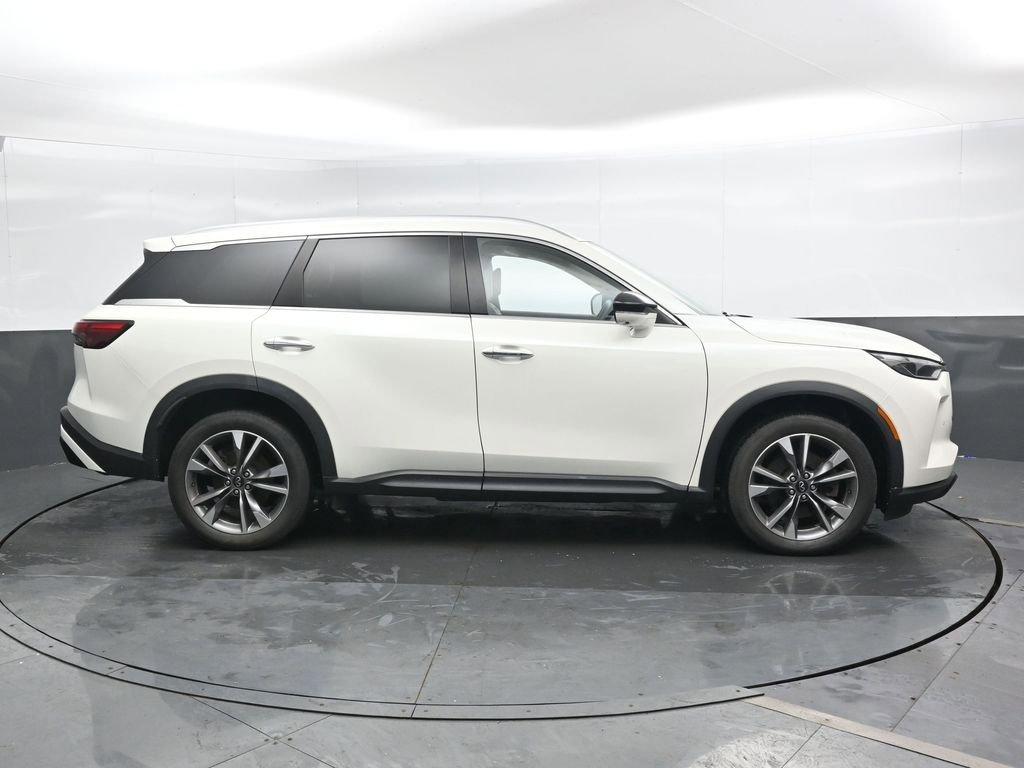 Used 2023 INFINITI QX60 Luxe image 4