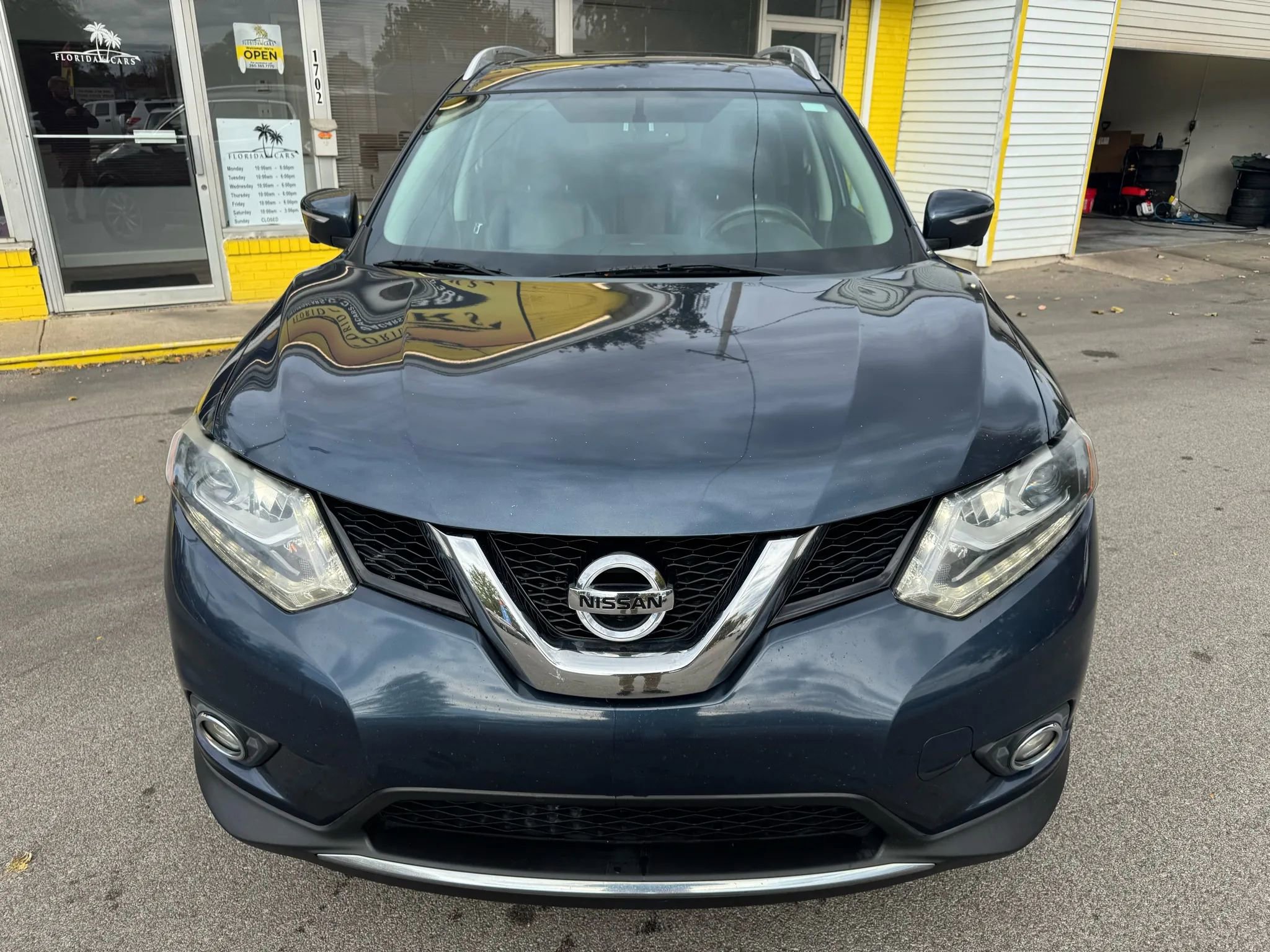 Used 2015 Nissan Rogue SL w/ SL Premium Package image 13