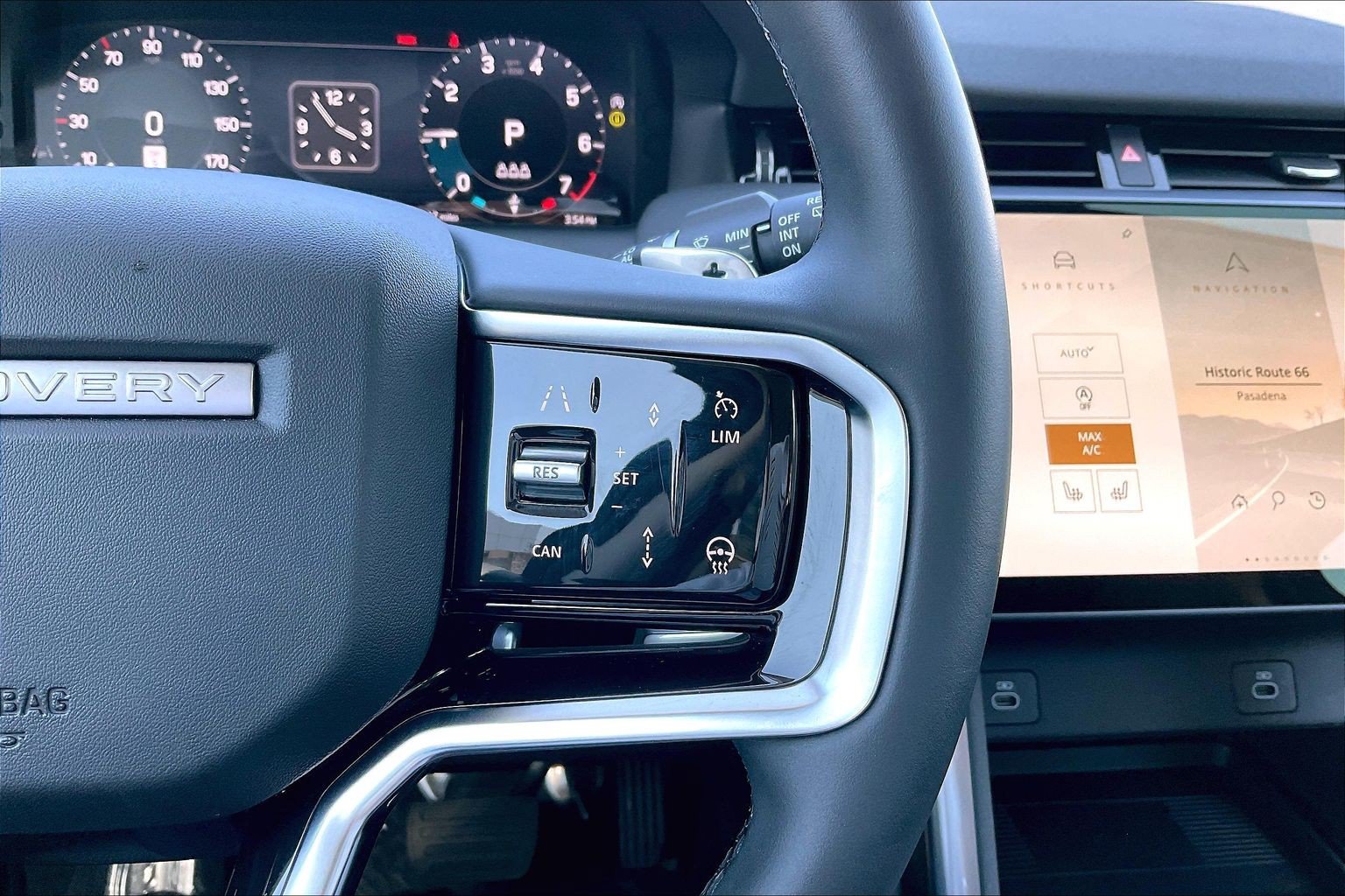 Certified 2025 Land Rover Discovery Sport S AWD/4WD image 24