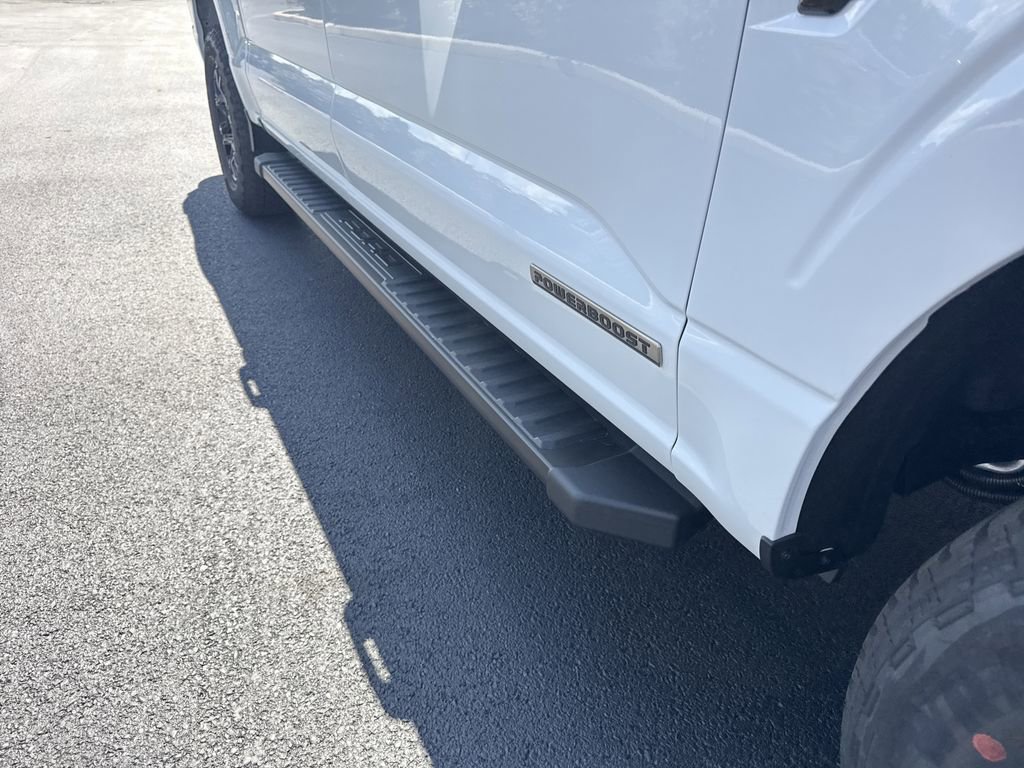 New 2025 Ford F150 XLT w/ Equipment Group 302A MID image 9