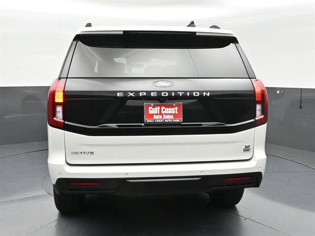Certified 2026 Ford Expedition Active AWD/4WD image 24