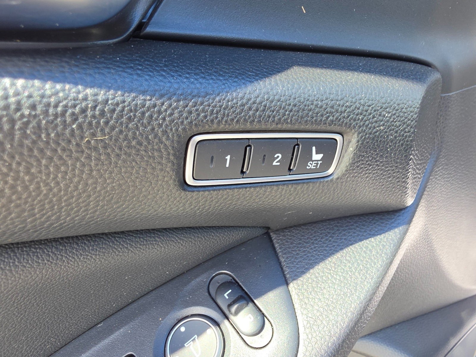 Used 2021 Honda Accord Touring image 31