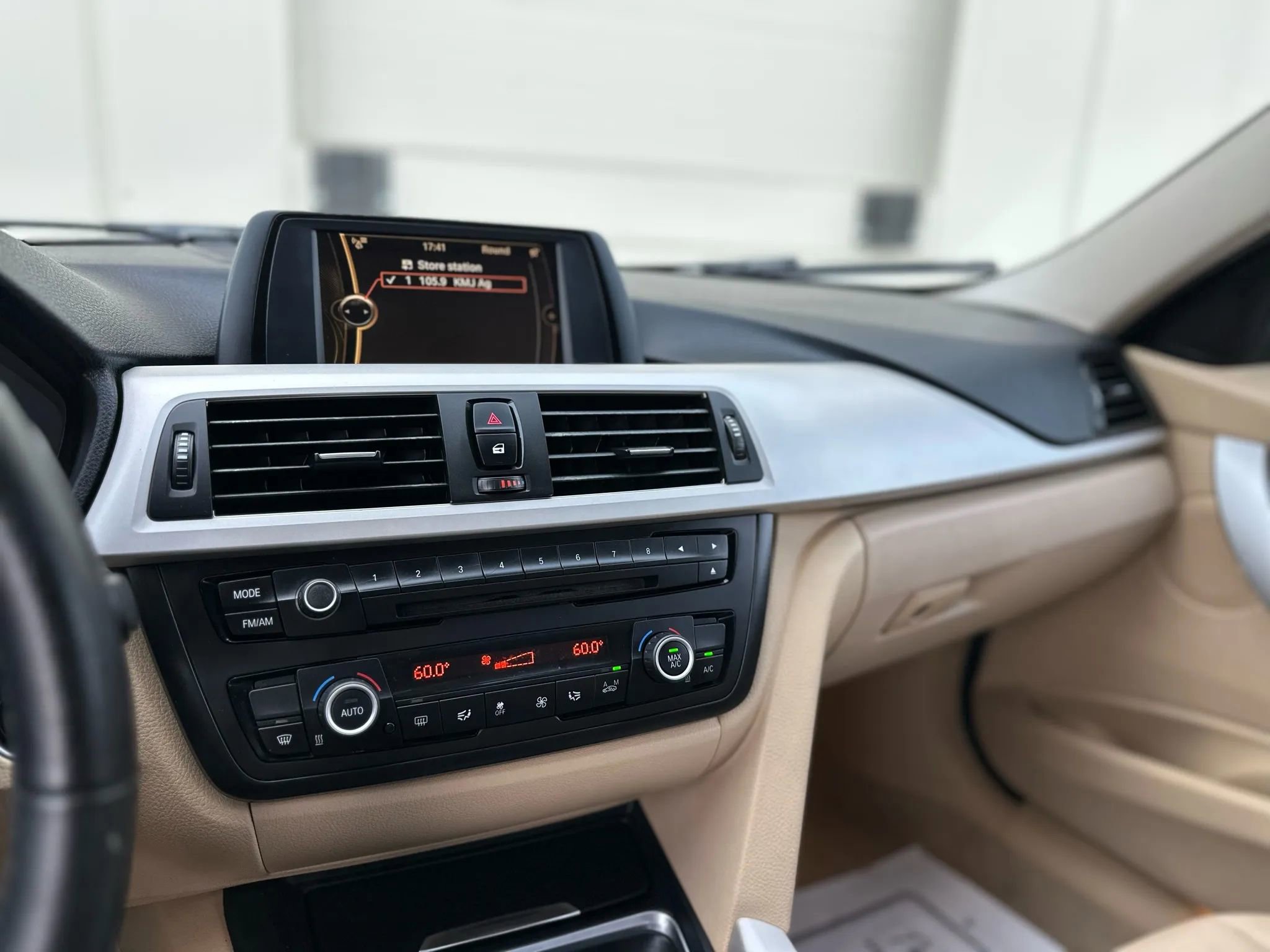 Used 2013 BMW 328i Sedan image 18