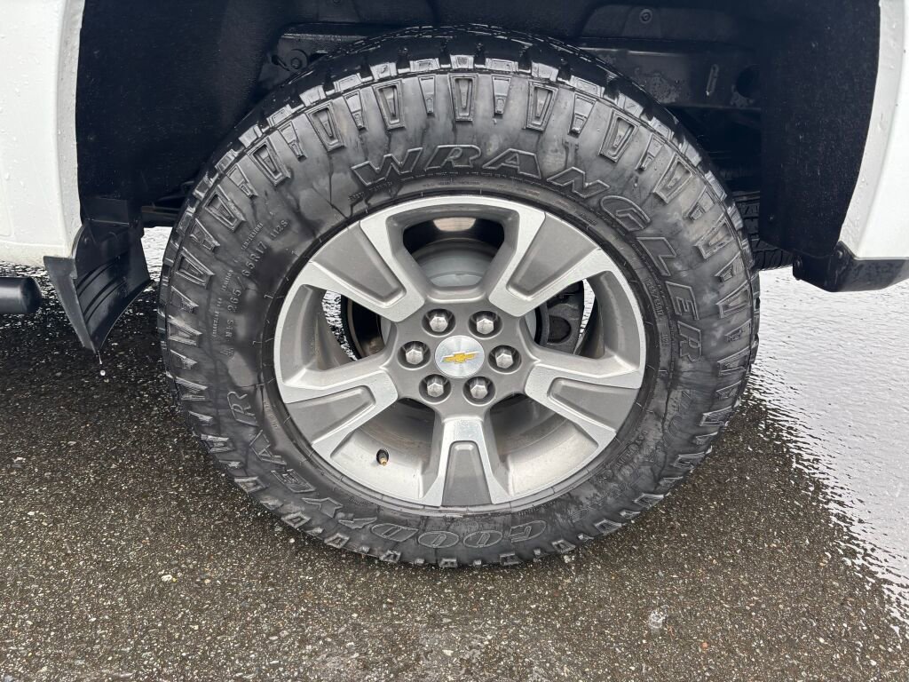 Used 2019 Chevrolet Colorado Z71 image 9