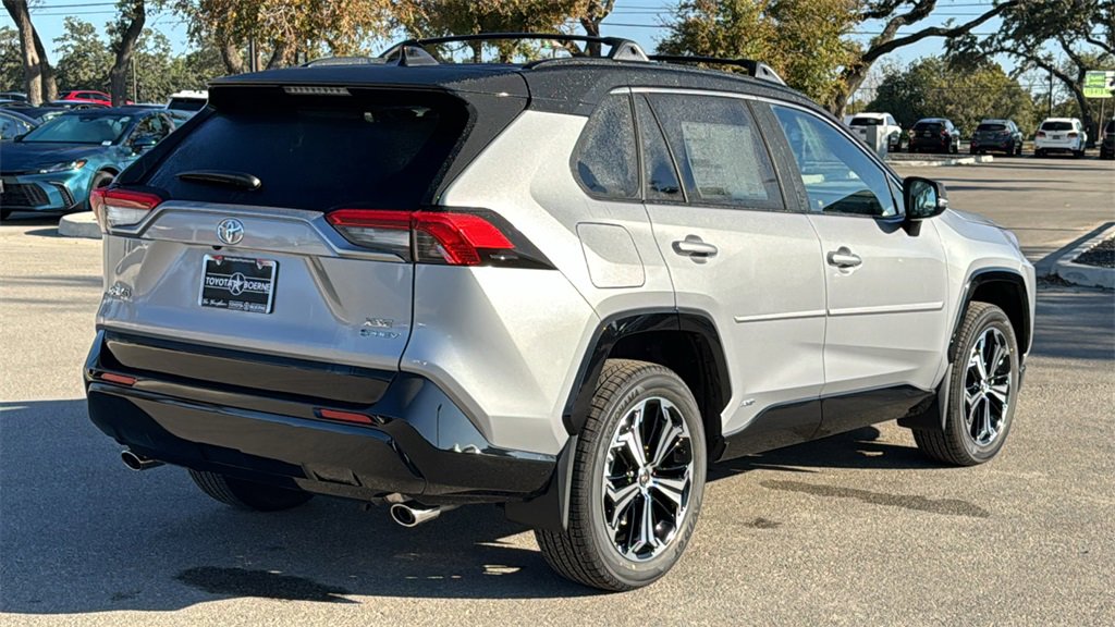 New 2025 Toyota RAV4 XSE image 9