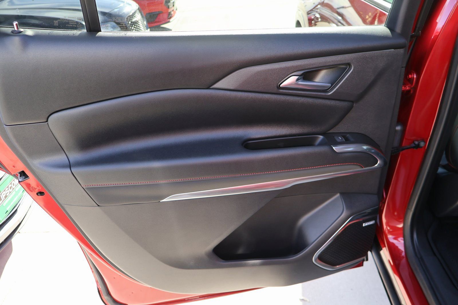 Used 2024 Chevrolet Traverse RS w/ LPO, Floor Liner Package image 17