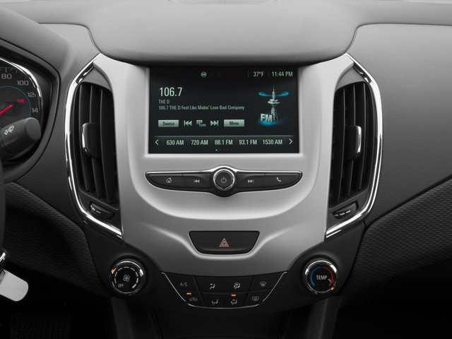 Used 2017 Chevrolet Cruze LS FWD image 13
