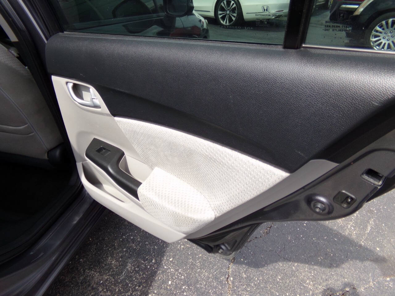 Used 2015 Honda Civic Hybrid Sedan image 32