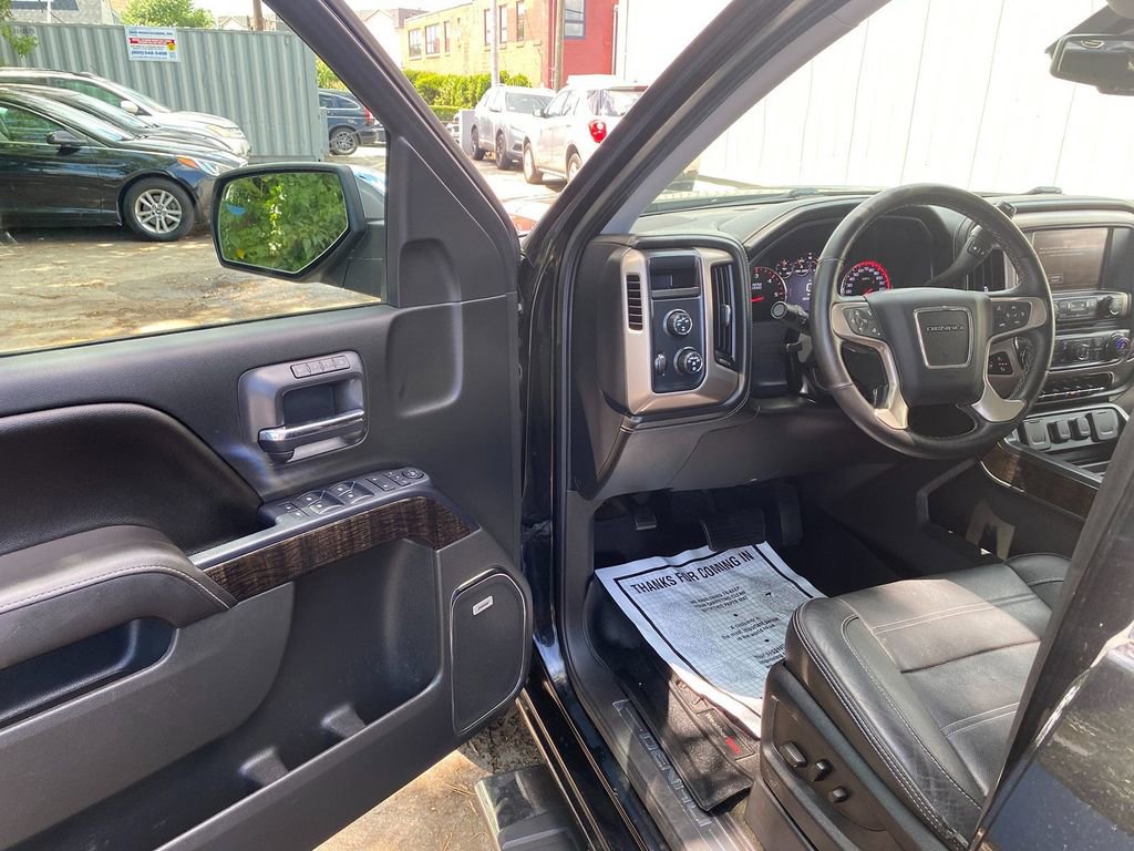 Used 2016 GMC Sierra 1500 Denali w/ Enhanced Driver Alert Package image 10