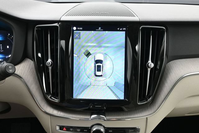 Used 2023 Volvo XC60 B5 Plus w/ Climate Package AWD/4WD image 21