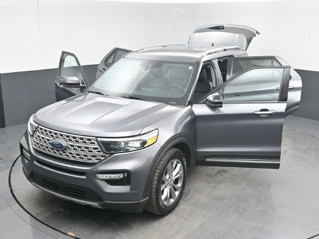 Used 2021 Ford Explorer Limited w/ Equipment Group 301A AWD/4WD image 56