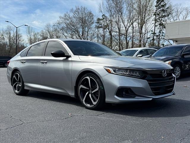 Used 2022 Honda Accord Sport image 2