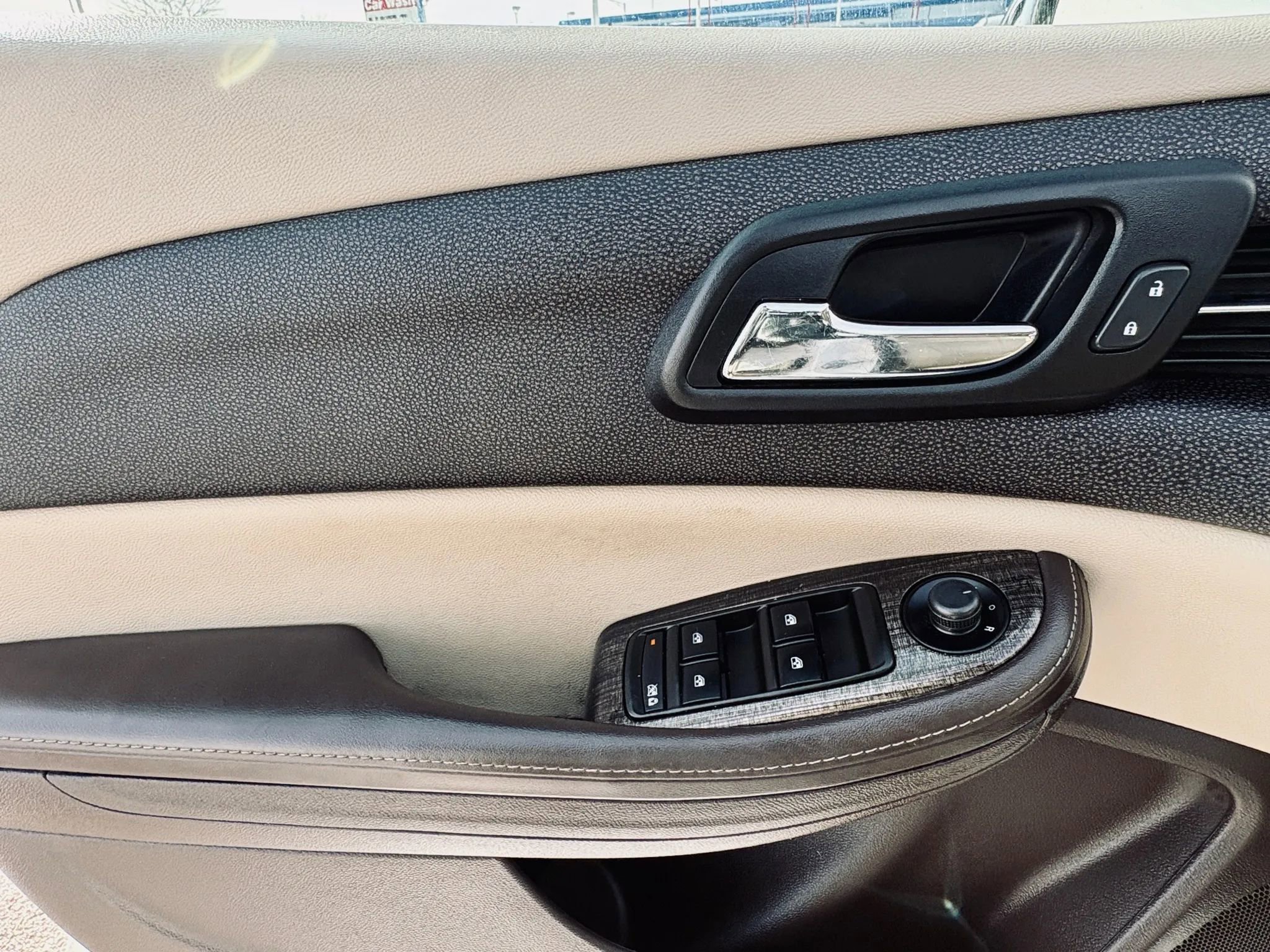 Used 2014 Chevrolet Malibu LTZ image 23