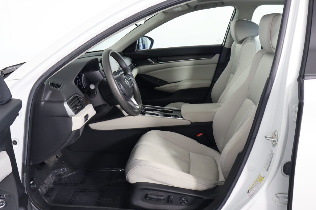 Used 2020 Honda Accord EX image 11