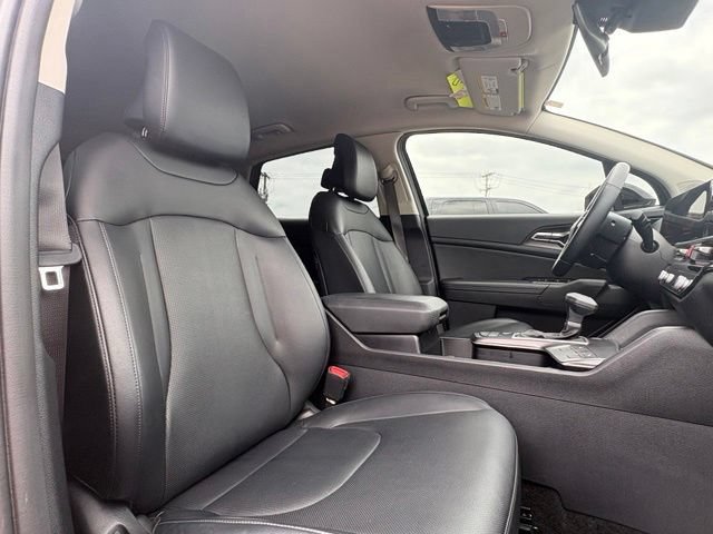 Used 2026 Kia Sportage EX FWD image 28