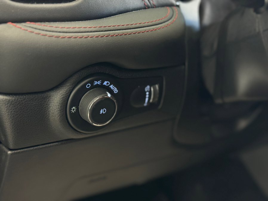 Used 2023 Dodge Durango R/T image 13