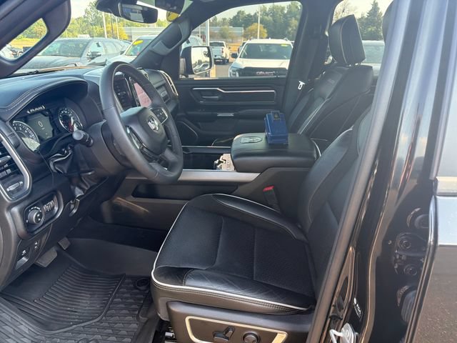 Used 2025 RAM 1500 Laramie AWD/4WD image 11