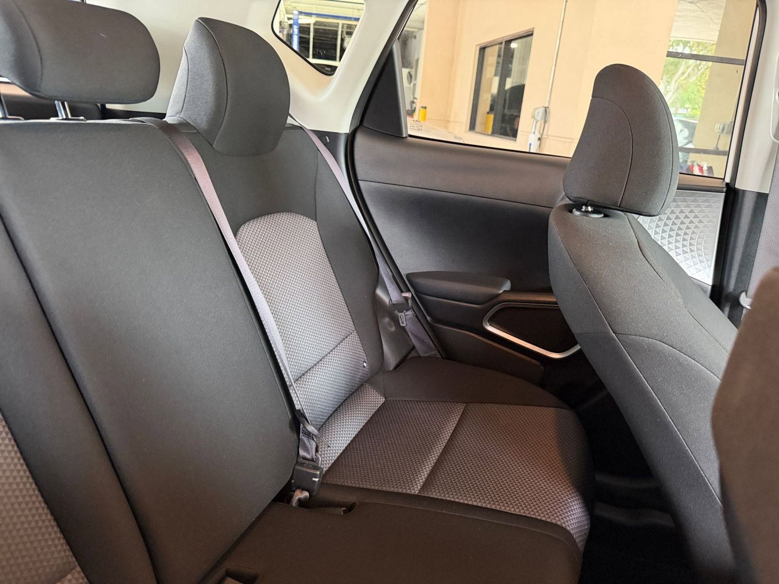 Used 2025 Kia Soul LX w/ LX Technology Package image 32