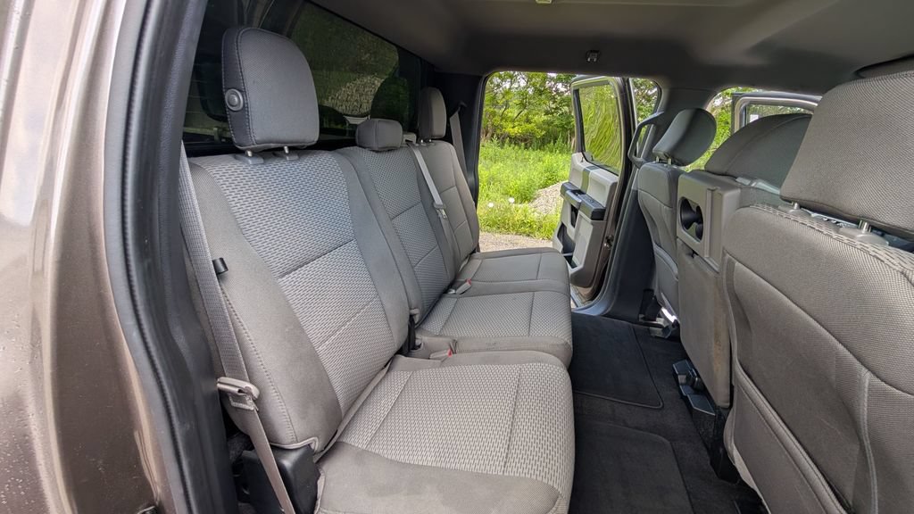 Used 2019 Ford F150 XLT w/ Equipment Group 301A Mid RWD image 16