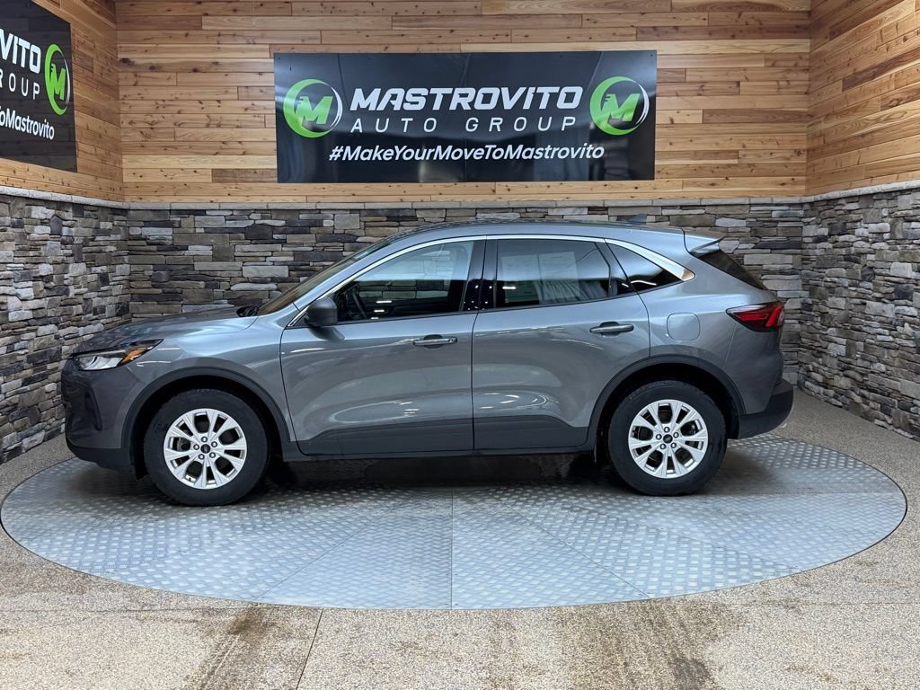Used 2023 Ford Escape Active AWD/4WD image 6