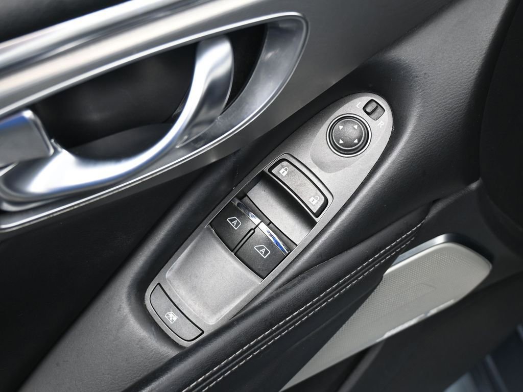 Used 2020 INFINITI Q60 3.0t Luxe image 17