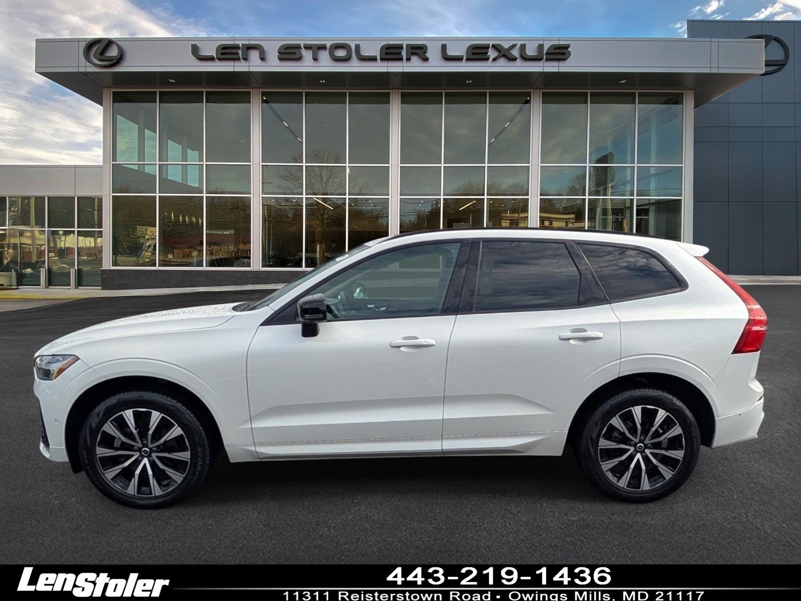 Used 2024 Volvo XC60 B5 Plus w/ Protection Package Premier AWD/4WD image 6