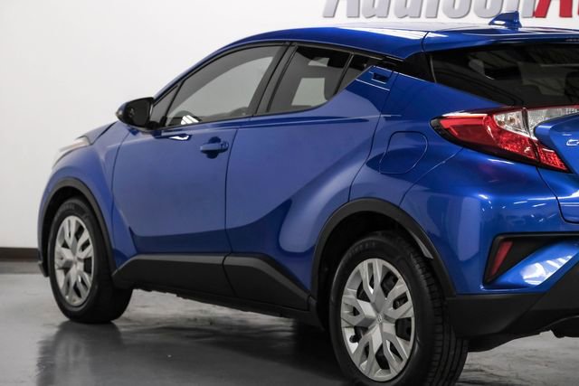 Used 2020 Toyota C-HR LE image 10
