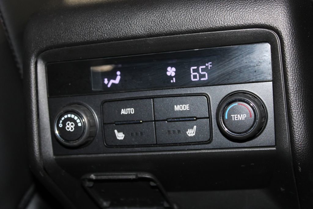 Used 2023 GMC Acadia AT4 w/ Preferred Package image 36