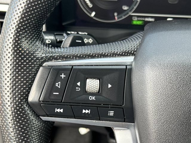Used 2023 Mitsubishi Outlander SEL AWD/4WD image 20
