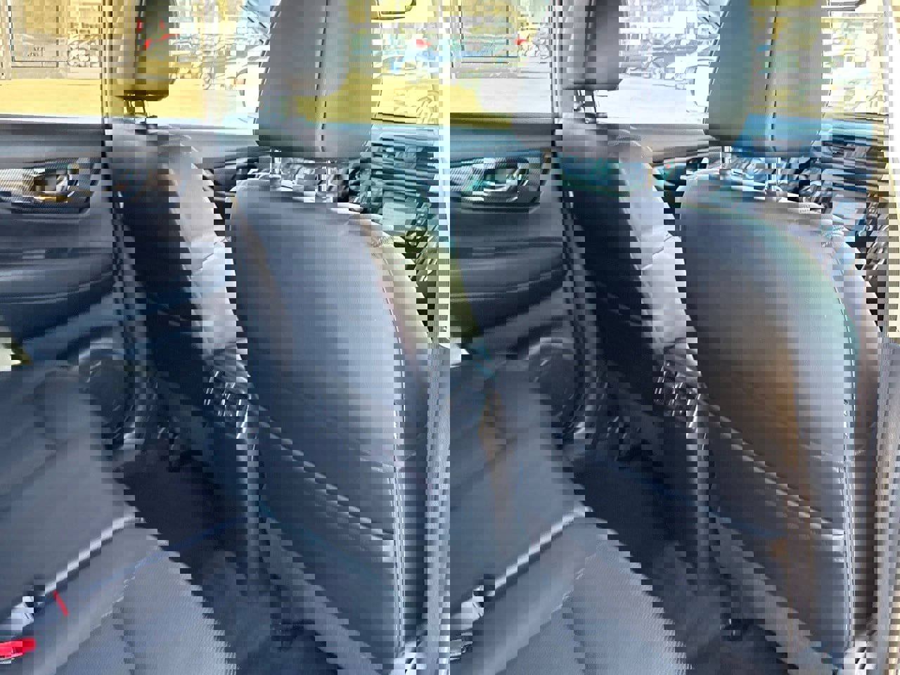 Used 2017 Nissan Rogue SL w/ SL Premium Package image 35