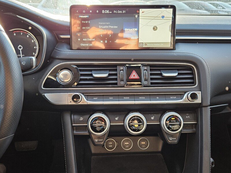 Used 2023 Genesis G70 3.3T image 17