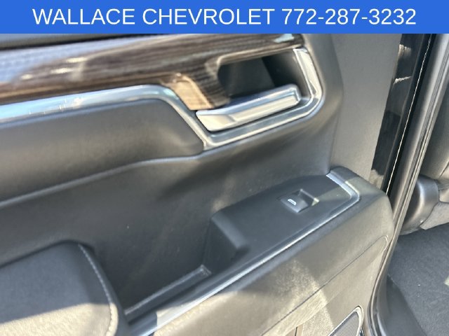 Used 2023 Chevrolet Silverado 1500 LT Trail Boss w/ Protection Package AWD/4WD image 13