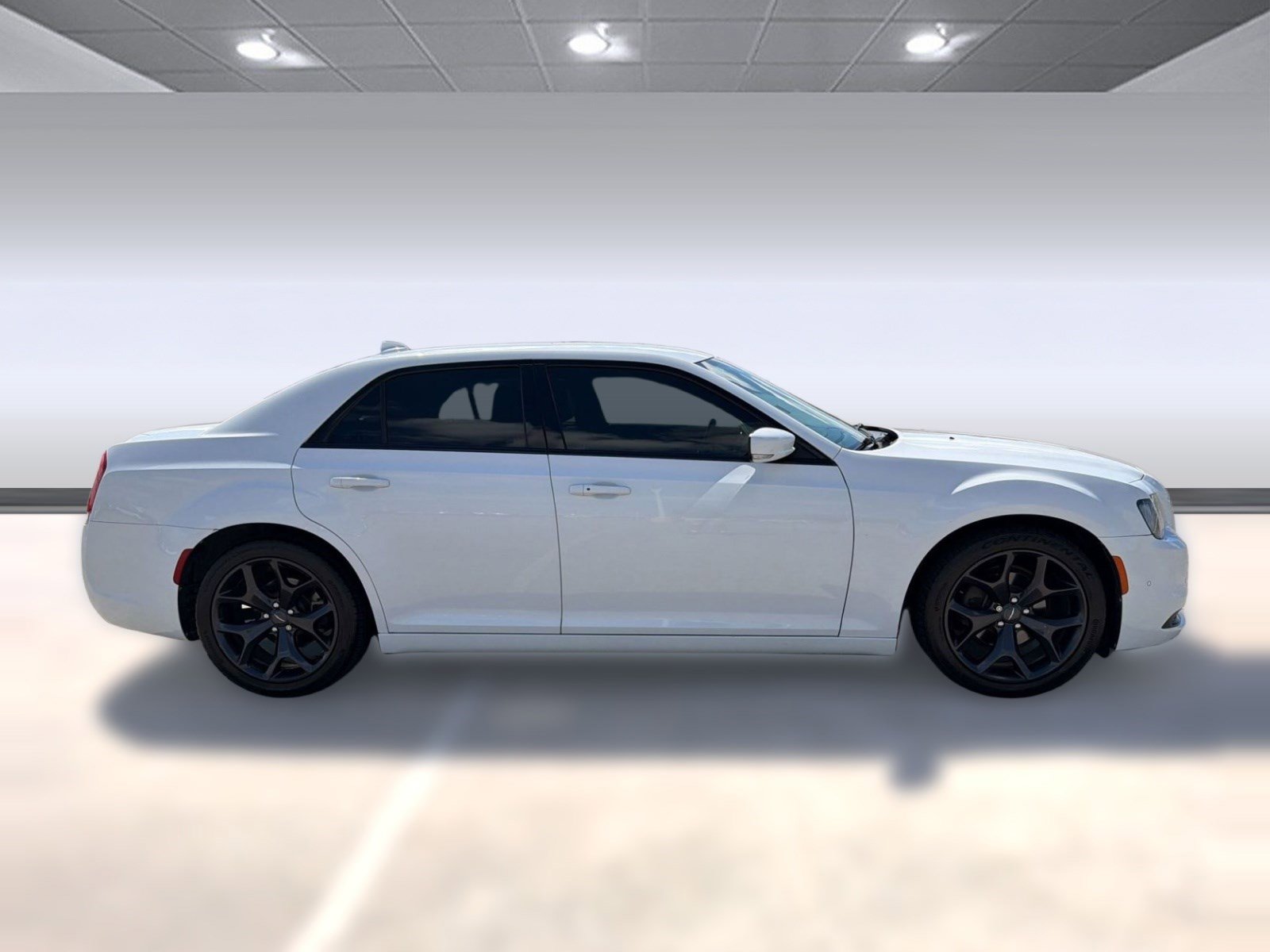 Used 2021 Chrysler 300 S RWD image 7
