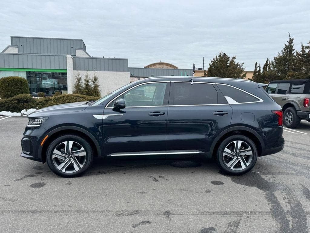 Used 2023 Kia Sorento EX AWD/4WD image 7