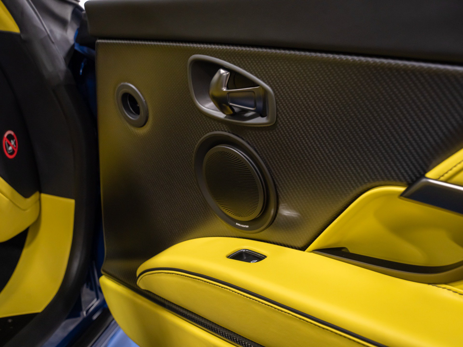 Used 2023 Aston Martin DBS Coupe RWD image 49