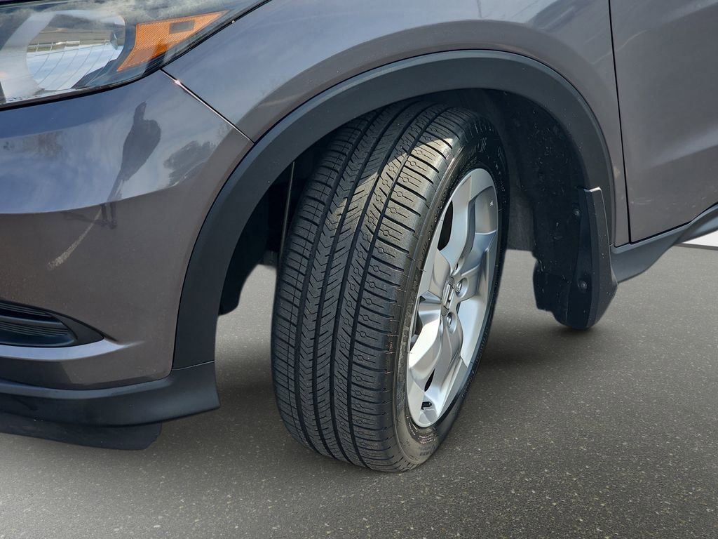 Used 2017 Honda HR-V EX image 34